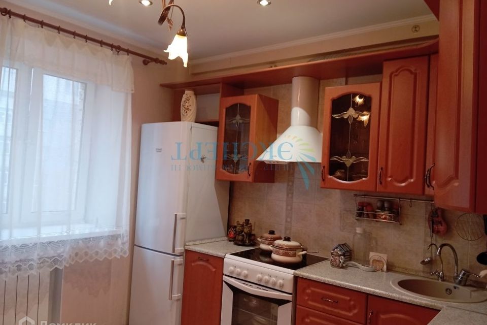 Продаётся 1-комнатная квартира, 46.4 м²