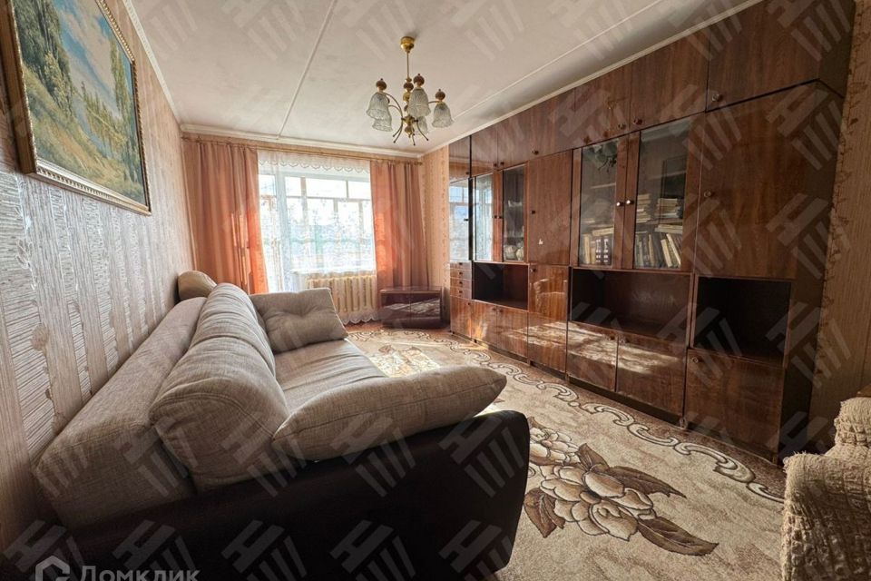 Продаётся 3-комнатная квартира, 57.9 м²