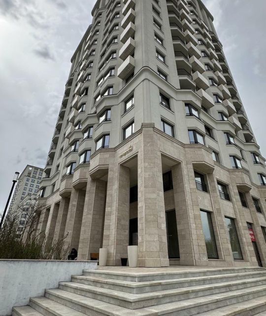 Продаётся 3-комнатная квартира, 98.6 м²