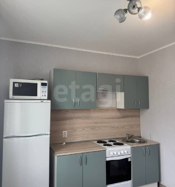Продаётся 1-комнатная квартира, 35.8 м²