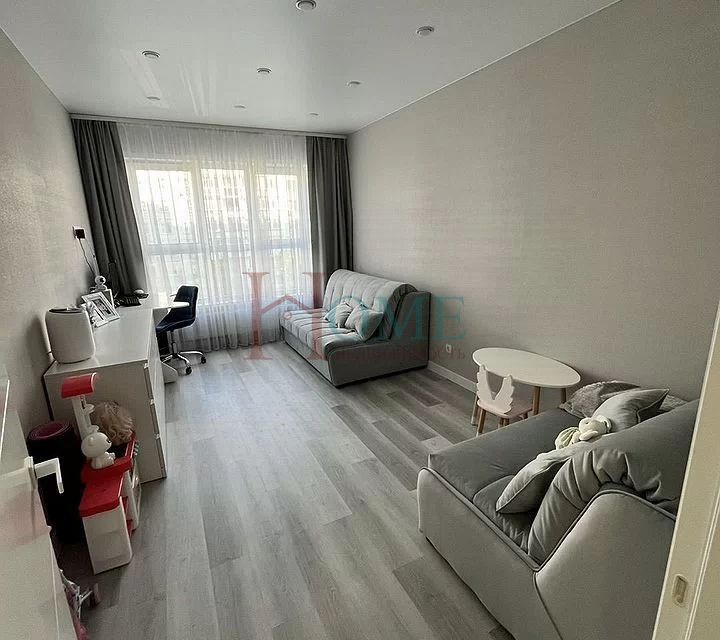 Сдаётся 1-комнатная квартира, 42 м²