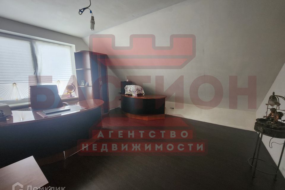 Продаётся 3-этажный дом, 388.3 м²