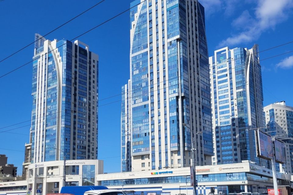 Продаётся 3-комнатная квартира, 98.5 м²
