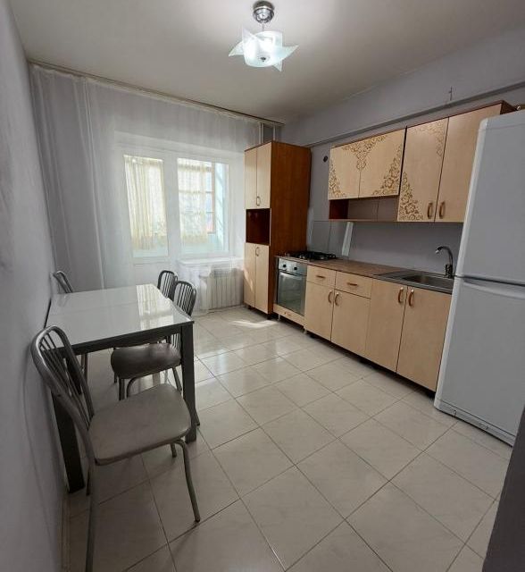 Продаётся 1-комнатная квартира, 37.6 м²