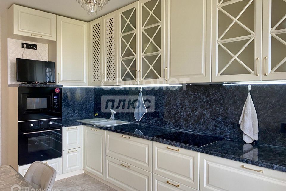 Продаётся 3-комнатная квартира, 77.6 м²