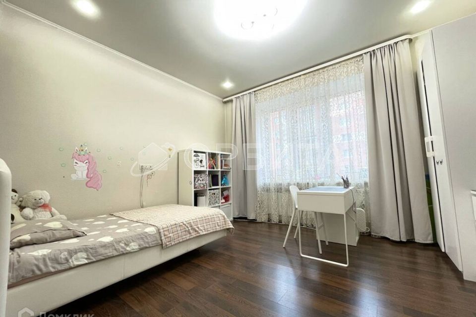 Продаётся 2-комнатная квартира, 76.5 м²