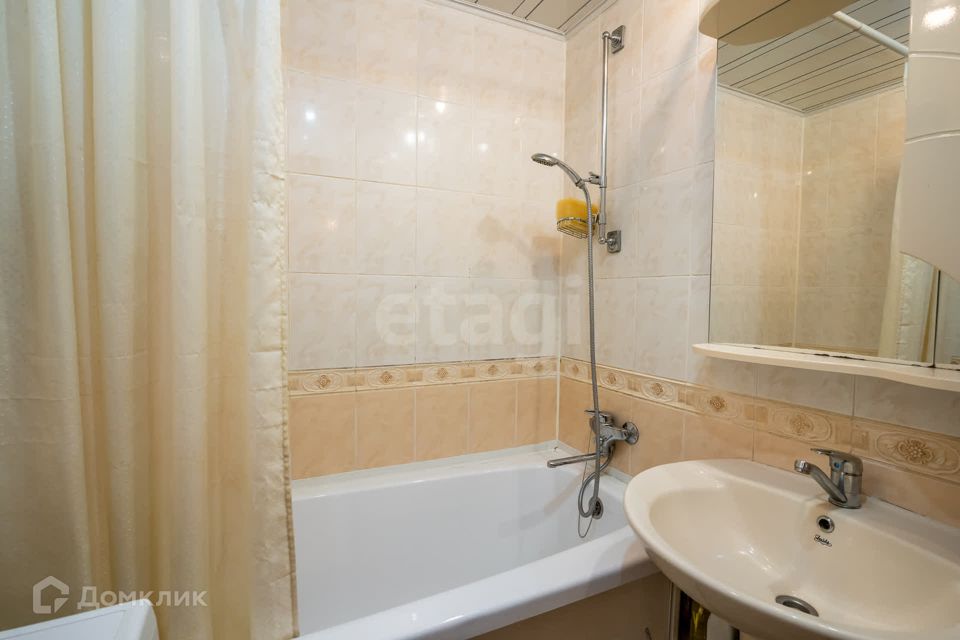 Продаётся 2-комнатная квартира, 57.2 м²