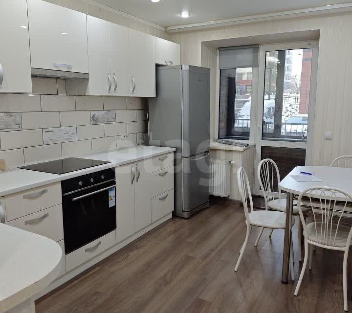 Сдаётся 2-комнатная квартира, 57 м²