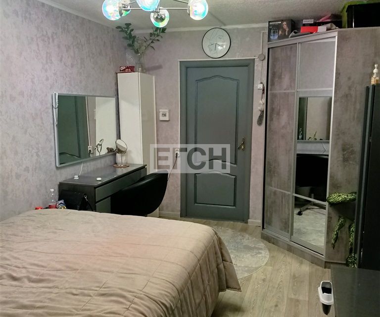 Продаётся комната в 3-комн. квартире, 13.1 м²