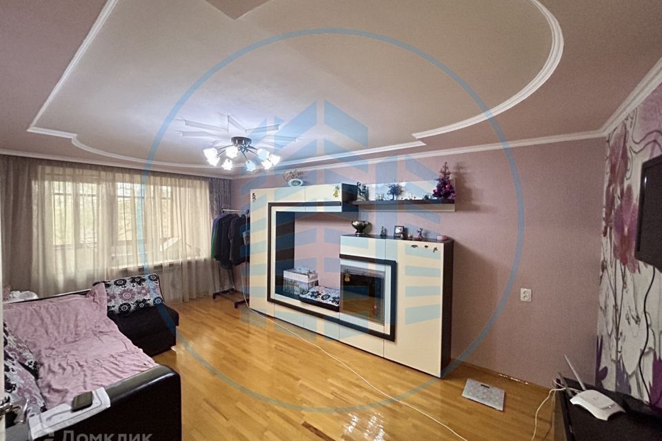 Продаётся 3-комнатная квартира, 59.7 м²