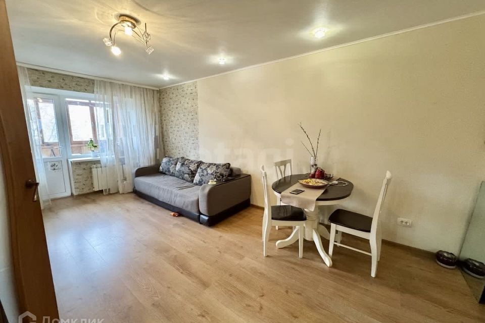 Продаётся 2-комнатная квартира, 43.2 м²