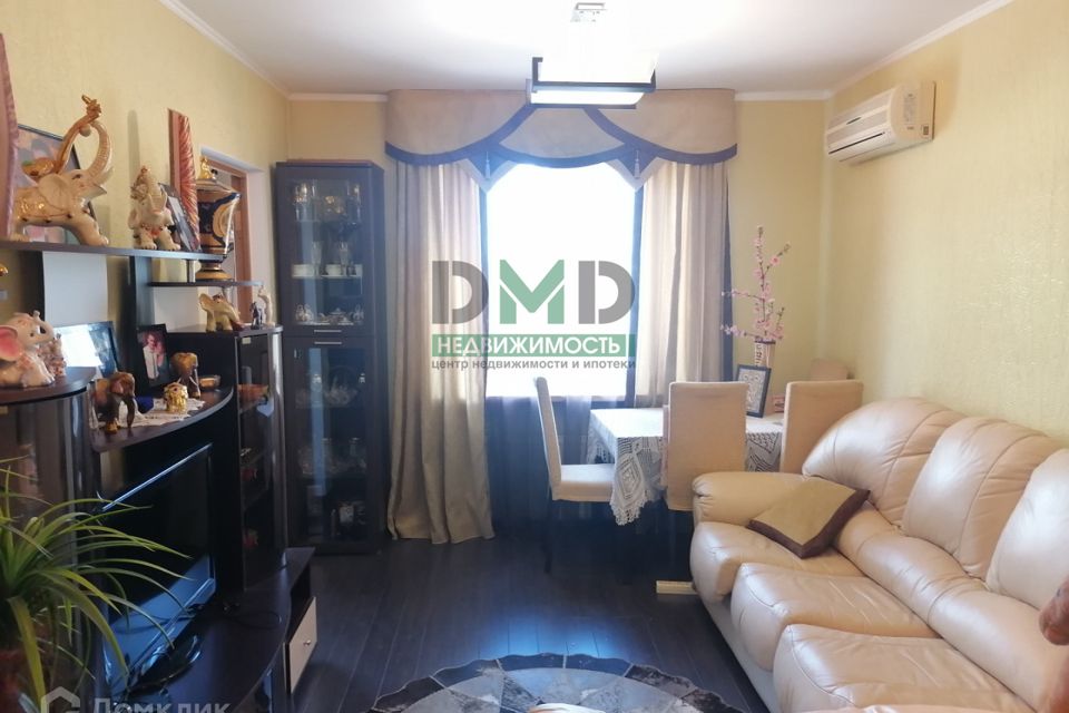 Продаётся 3-комнатная квартира, 61.3 м²