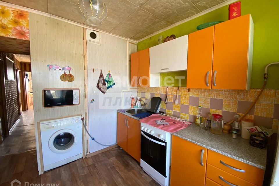 Продаётся 4-комнатная квартира, 69.1 м²