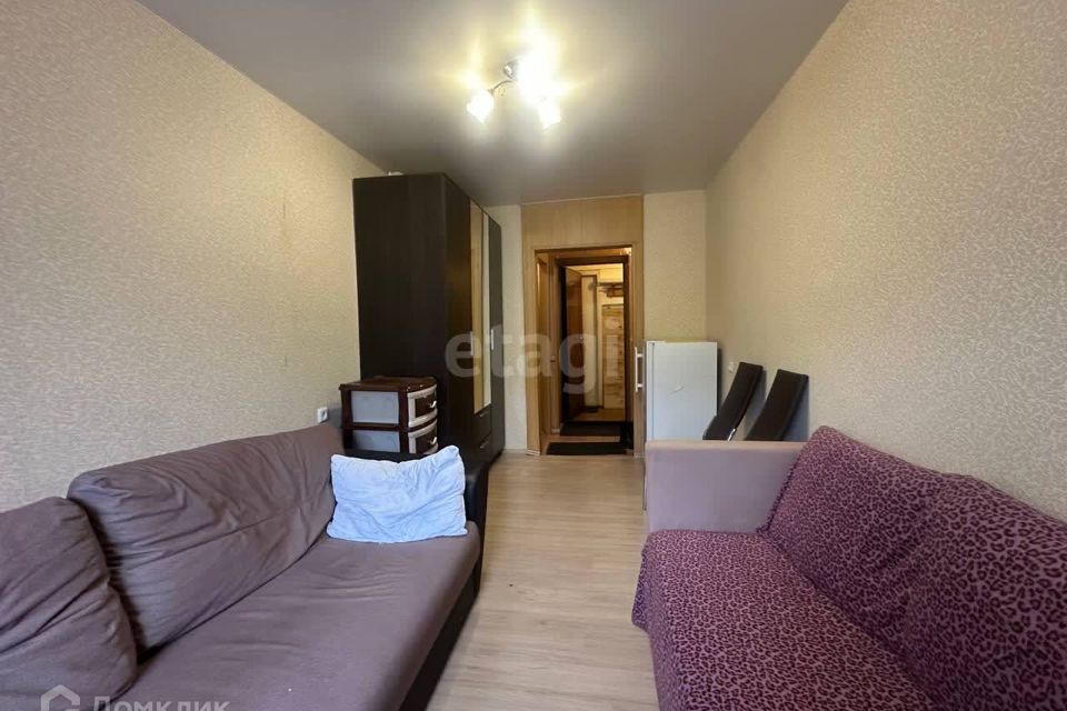 Продаётся комната в 5-комн. квартире, 84 м²