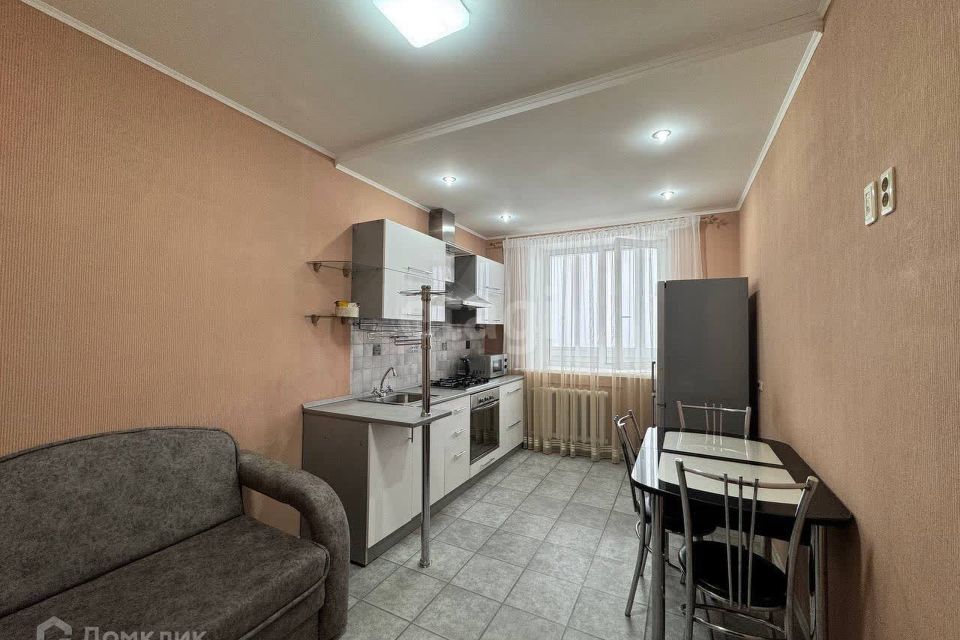 Продаётся 1-комнатная квартира, 43.7 м²