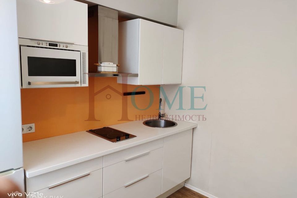 Сдаётся 2-комнатная квартира, 68 м²