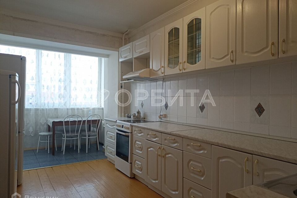 Продаётся 3-комнатная квартира, 102 м²