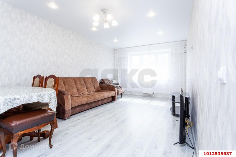 Продаётся 2-комнатная квартира, 68.8 м²