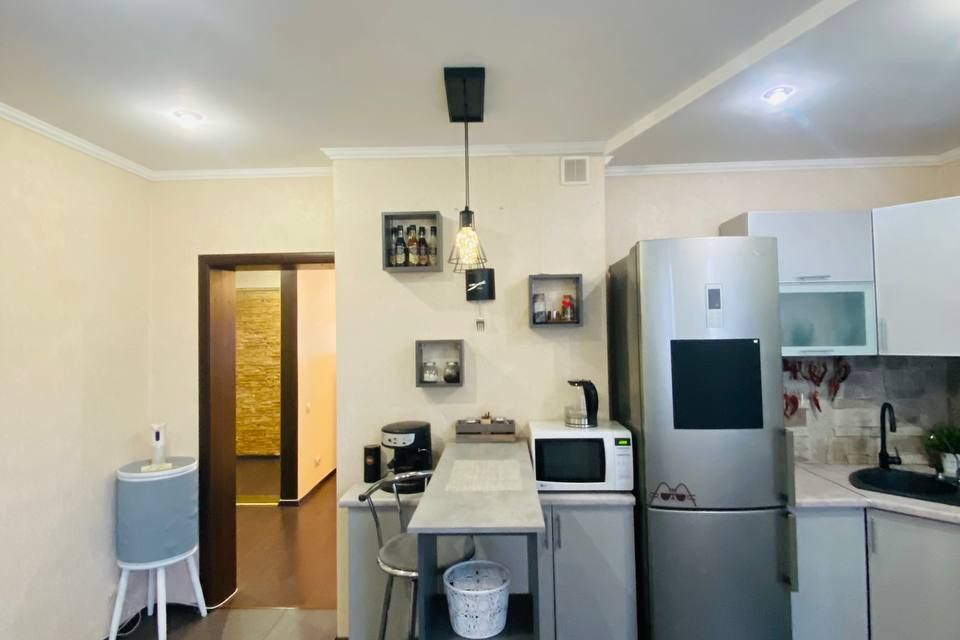 Продаётся 3-комнатная квартира, 104.7 м²