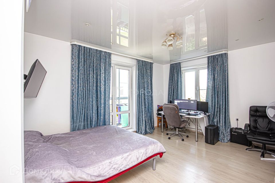 Продаётся 2-комнатная квартира, 67.2 м²