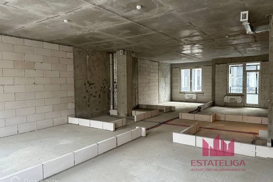 Продаётся 3-комнатная квартира, 102.4 м²