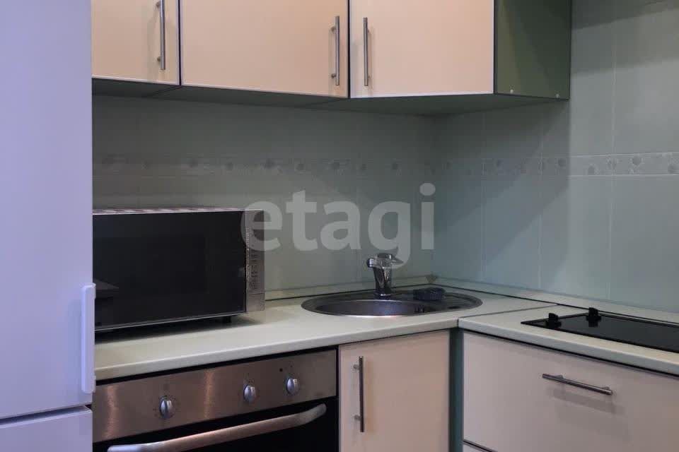 Продаётся 3-комнатная квартира, 60.4 м²