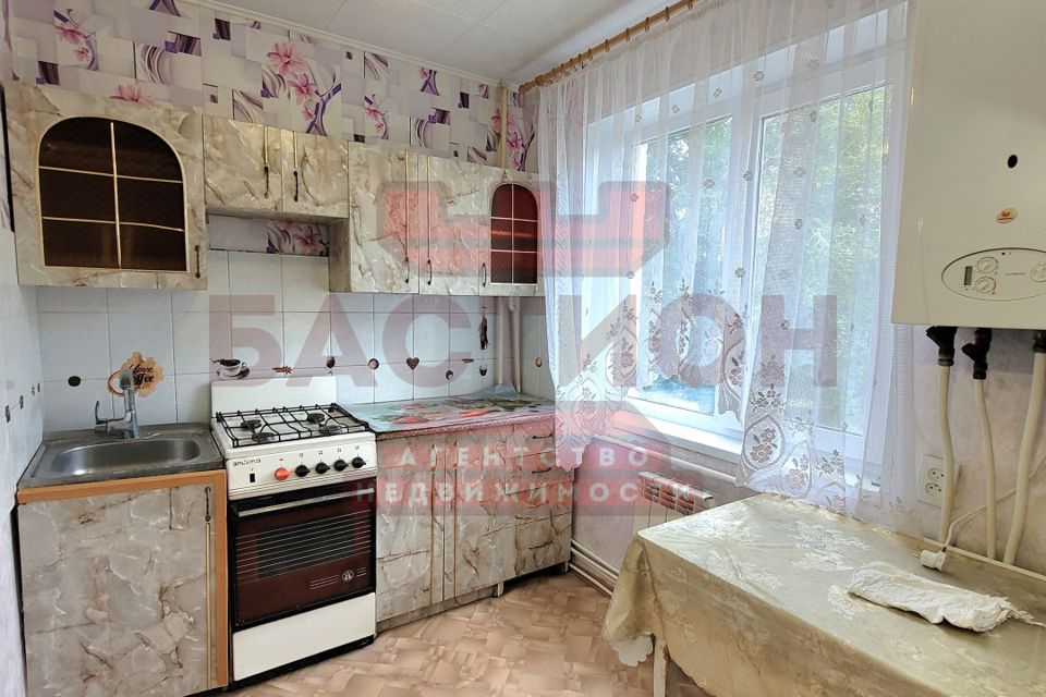 Продаётся 3-комнатная квартира, 58.6 м²