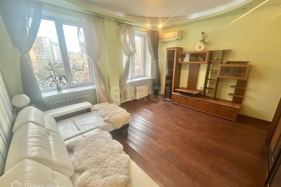 Продаётся 1-комнатная квартира, 37.7 м²
