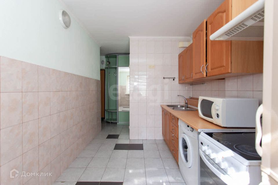 Продаётся 2-комнатная квартира, 43.8 м²