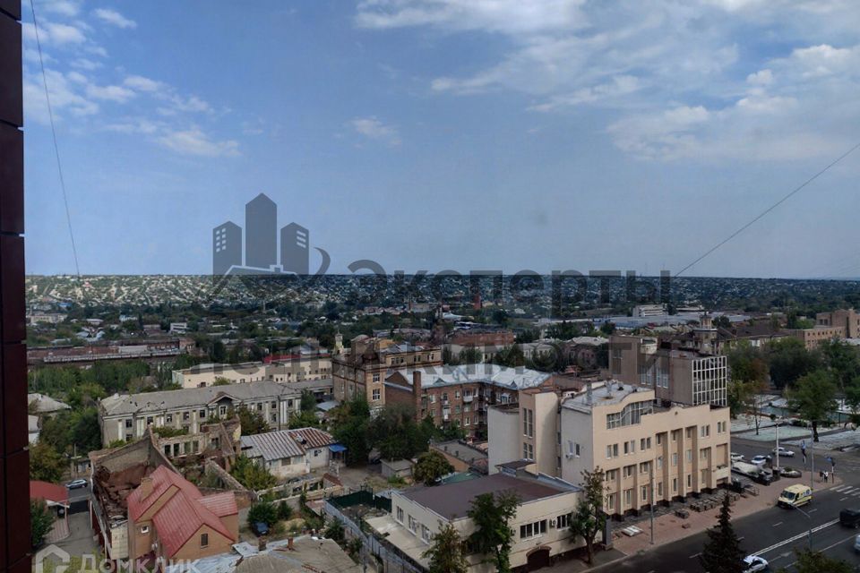 Продаётся 4-комнатная квартира, 94 м²