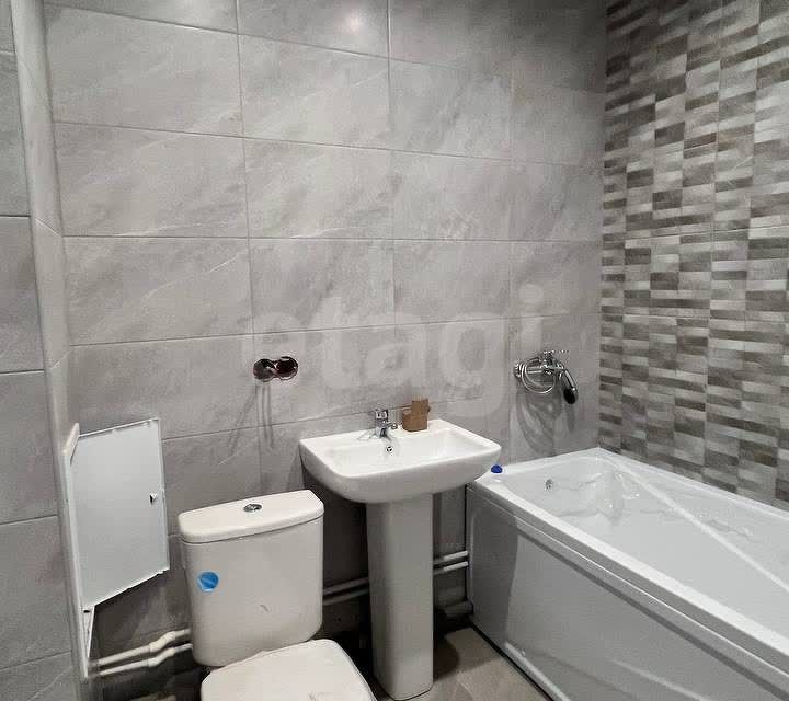 Продаётся 1-комнатная квартира, 39.3 м²