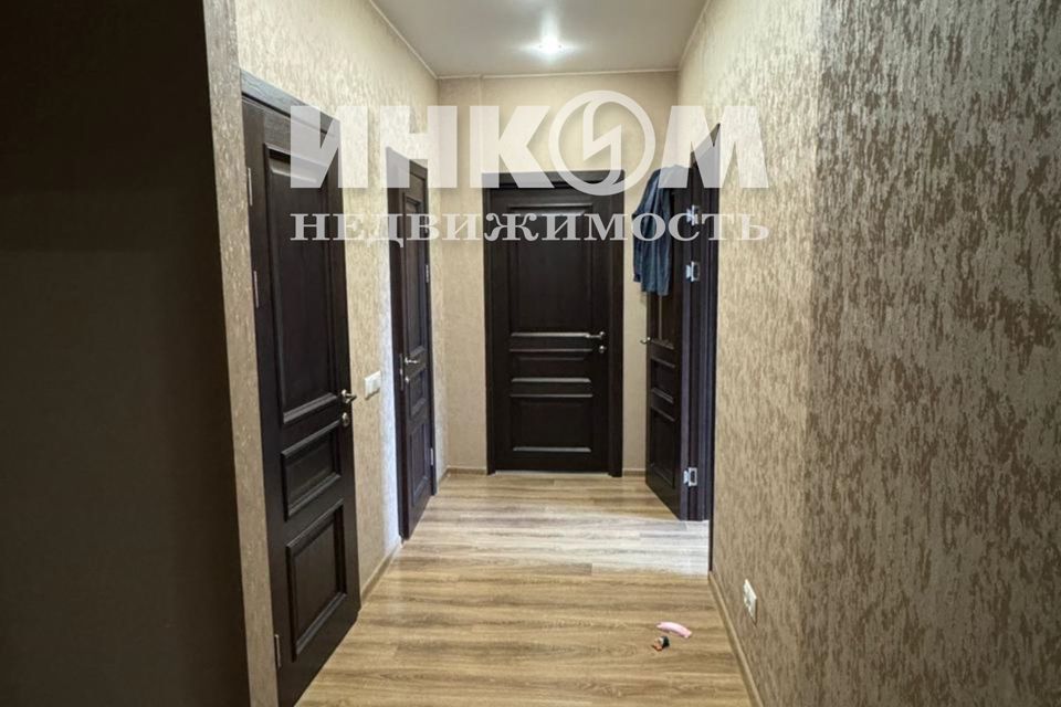 Продаётся 2-комнатная квартира, 60.9 м²