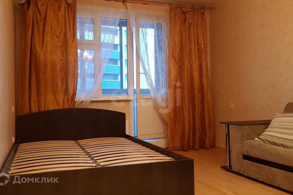 Продаётся 1-комнатная квартира, 38 м²