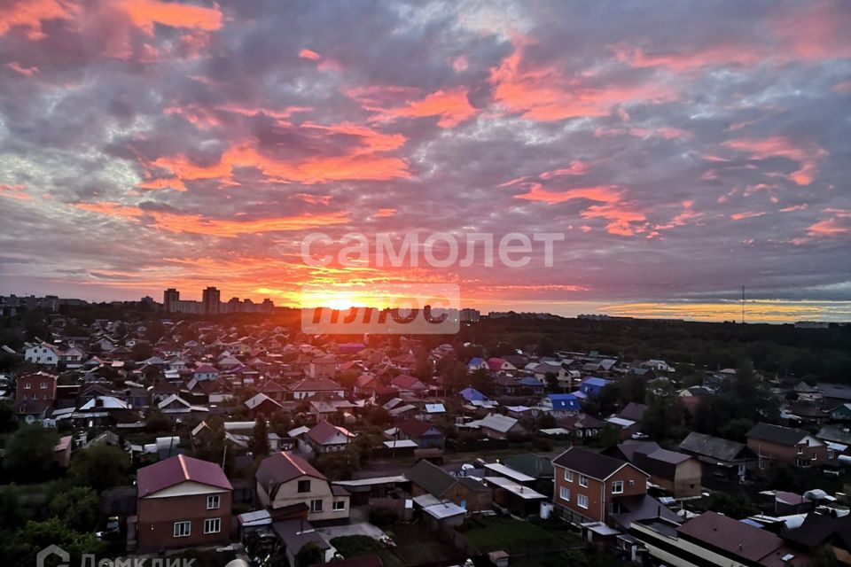 Продаётся 2-комнатная квартира, 57 м²
