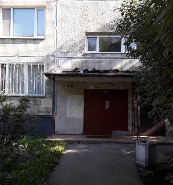 Продаётся комната в 2-комн. квартире, 45 м²