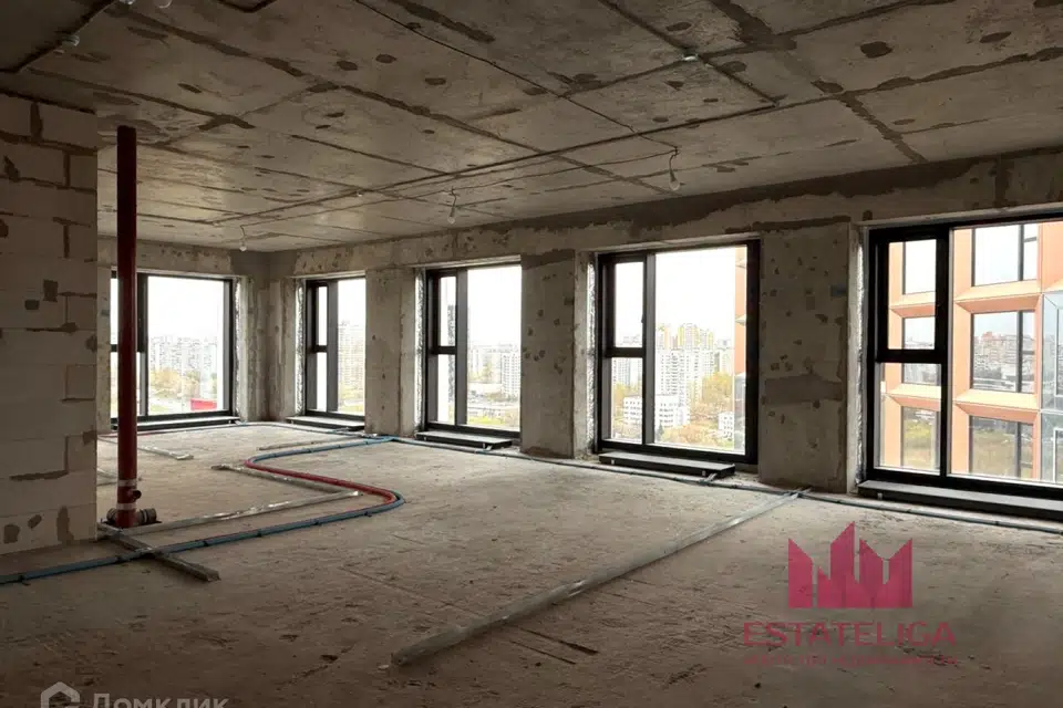 Продаётся 4-комнатная квартира, 96.2 м²