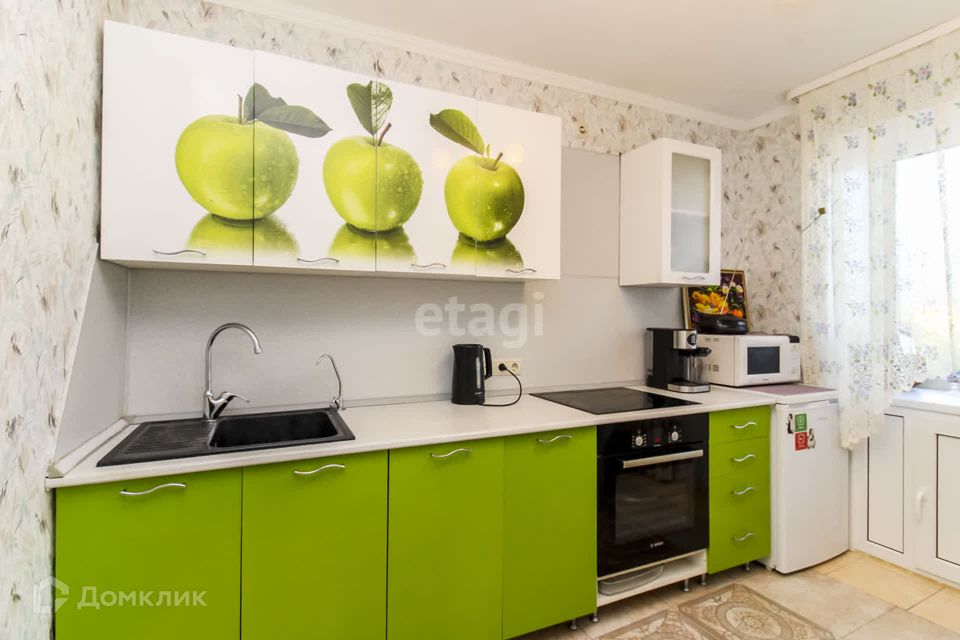 Продаётся 3-комнатная квартира, 58.6 м²