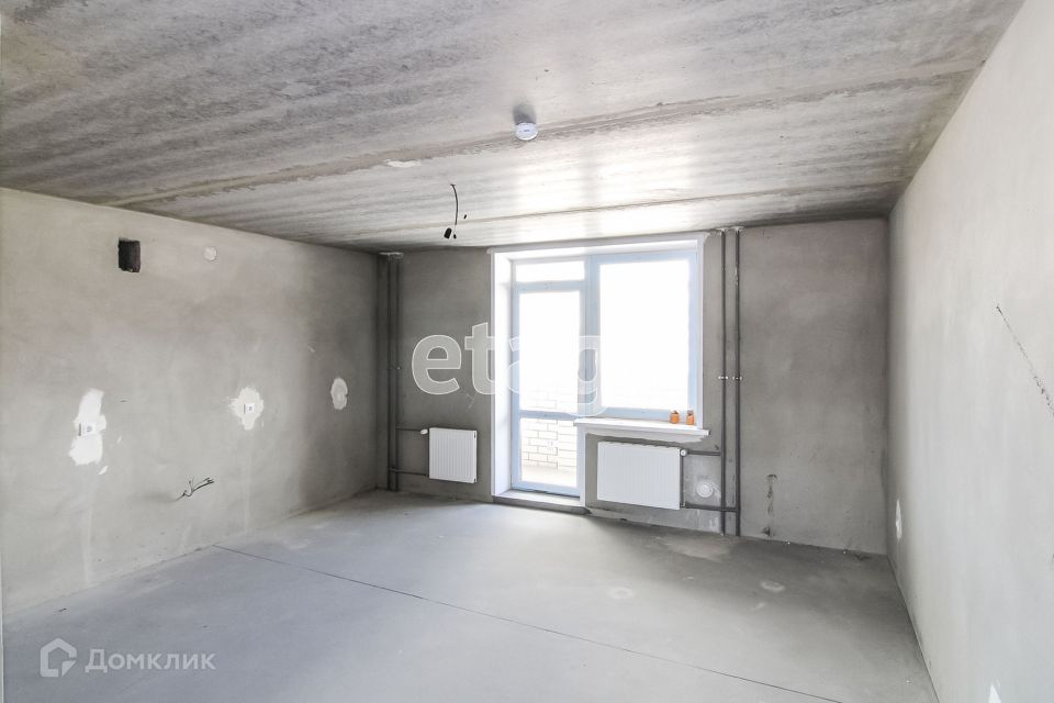 Продаётся 2-комнатная квартира, 100.7 м²
