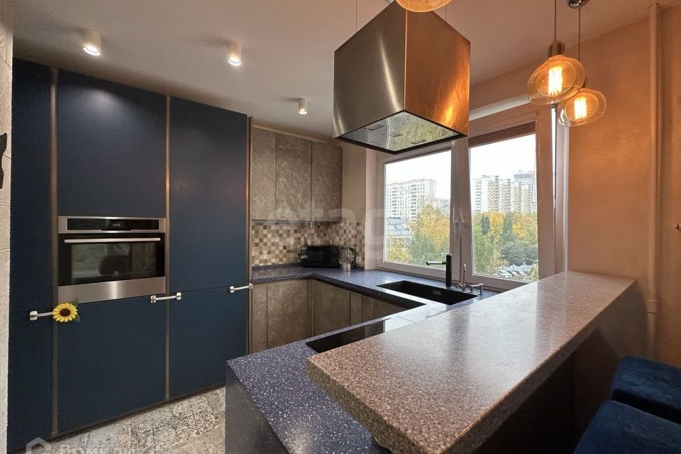 Продаётся 3-комнатная квартира, 72.4 м²