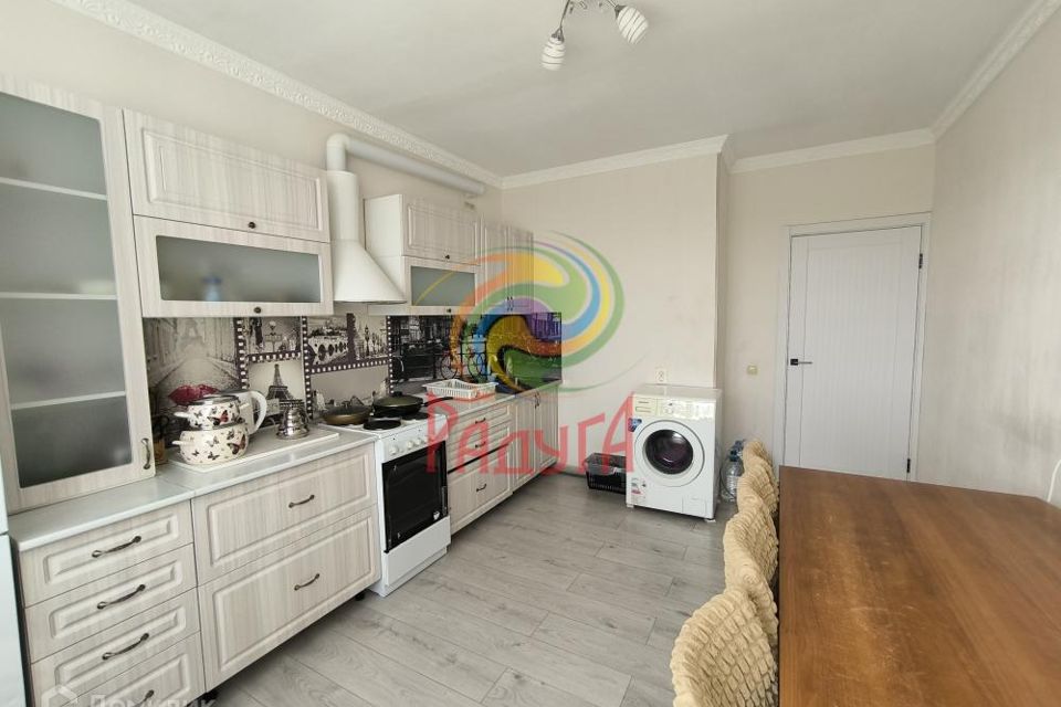 Сдаётся 2-комнатная квартира, 60.5 м²