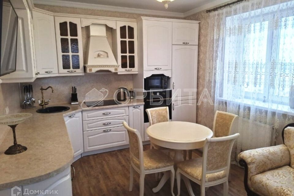 Продаётся 2-комнатная квартира, 65.5 м²