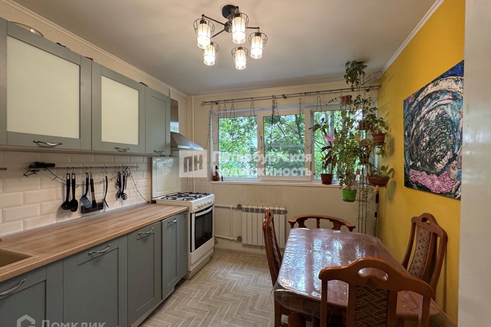 Продаётся 3-комнатная квартира, 64.1 м²