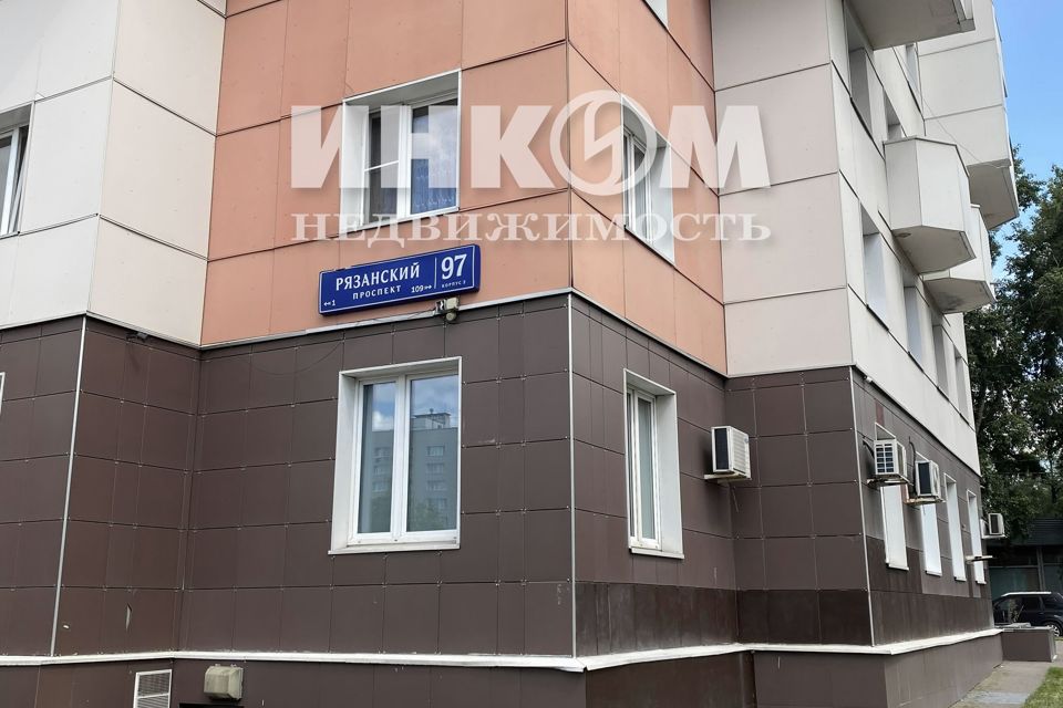 Продаётся 2-комнатная квартира, 55.4 м²