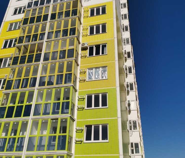 Продаётся 1-комнатная квартира, 42.8 м²