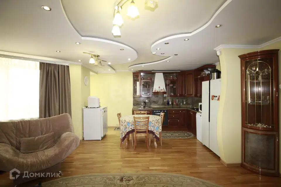 Продаётся 2-комнатная квартира, 85 м²