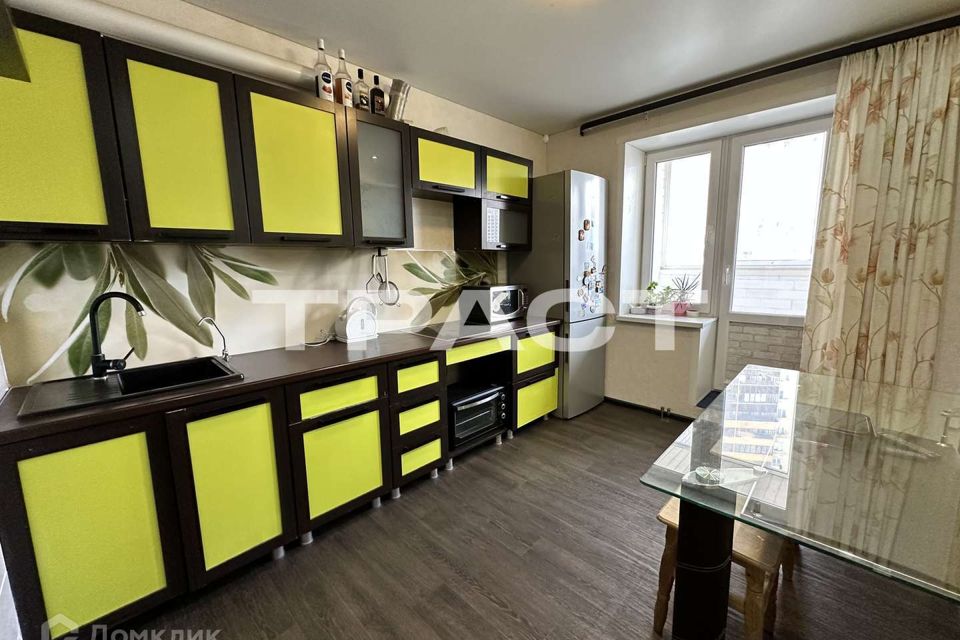 Продаётся 3-комнатная квартира, 77 м²