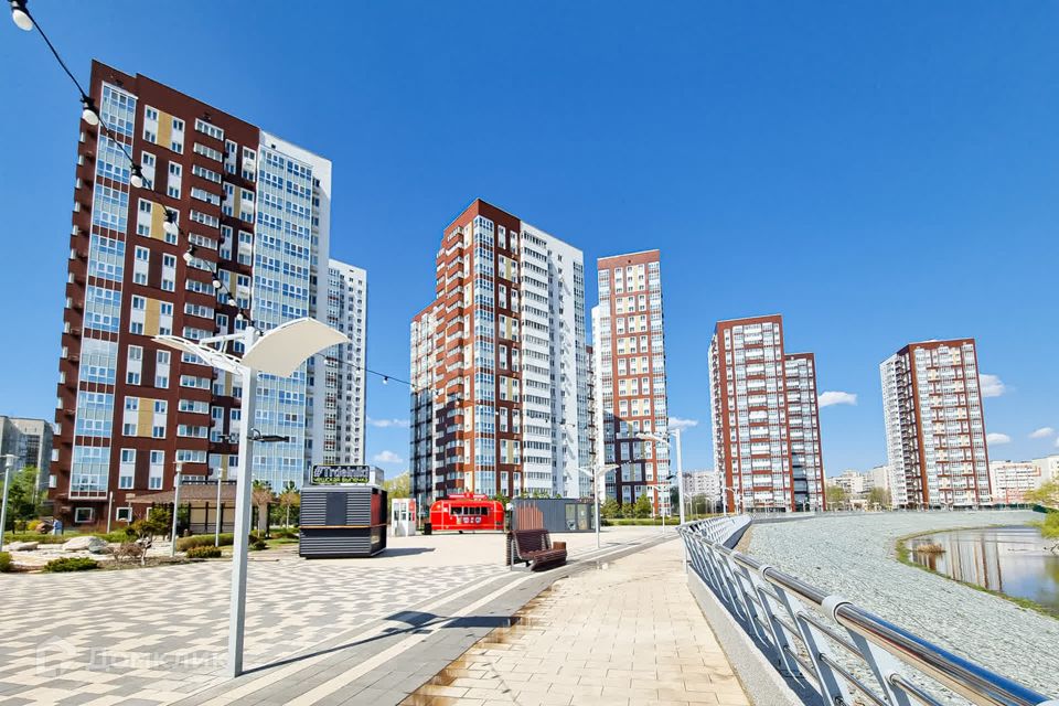 Продаётся 3-комнатная квартира, 63.5 м²