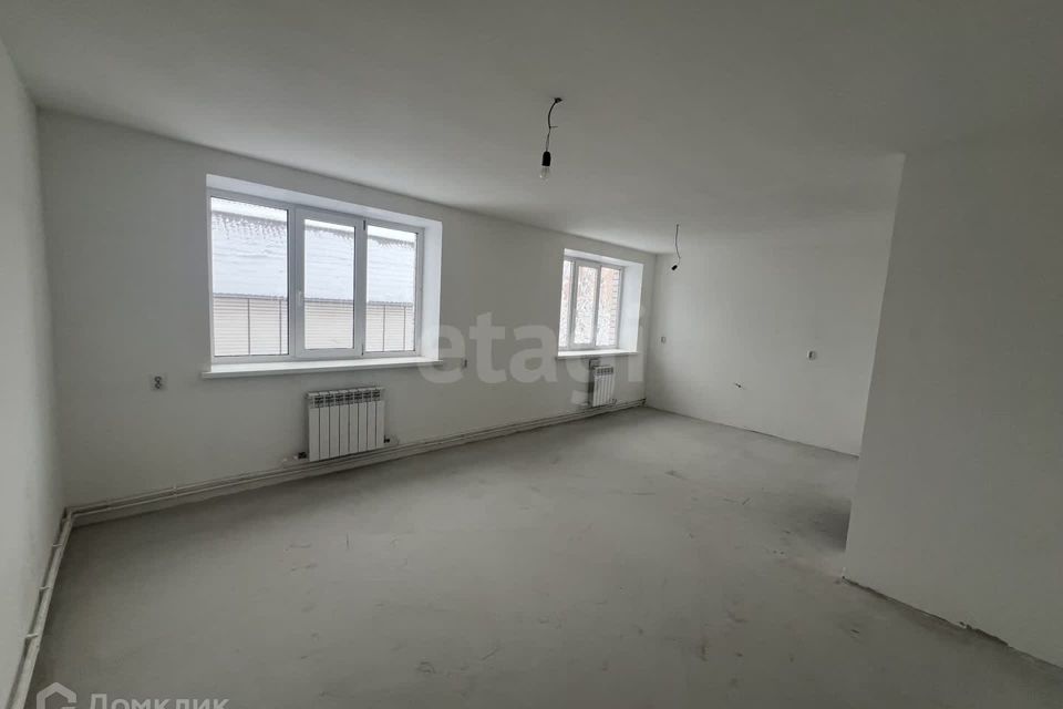 Продаётся 2-комнатная квартира, 55.4 м²