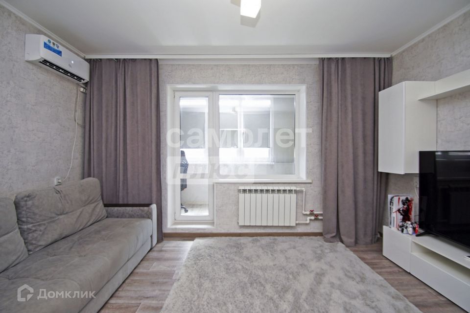 Продаётся 1-комнатная квартира, 40.3 м²