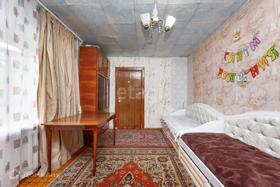 Продаётся 3-комнатная квартира, 54.5 м²